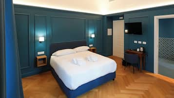 Doppia Deluxe, vista giardino | Biancheria da letto ipoallergenica, copriletto in piuma, minibar