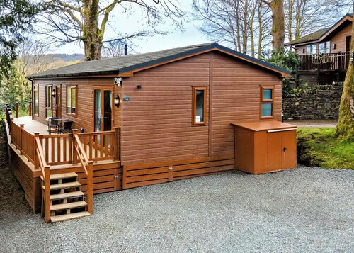 Prestige Lodge, parking, ensuite, decking & LV