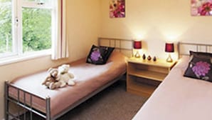 2 bedrooms - Prestige Lodge, parking, ensuite, decking & LV (Bowness-on-Windermere)