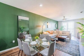 Interior - Bright ASU Condo w/ Pool, Gym, Balcony & Parking (Tempe)