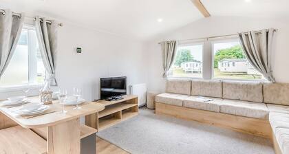 Silver 3, Slps 8, parking