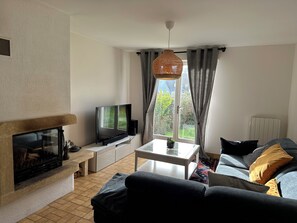 Smart TV - Charming retro townhouse (Brest)