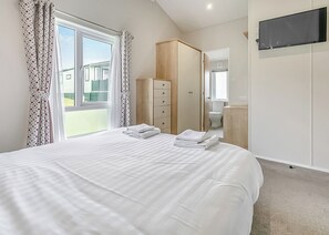 3 bedrooms
