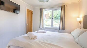 3 bedrooms