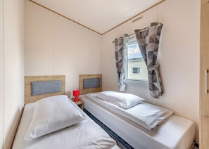 Bedroom, Bed, House
