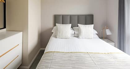 2 bedroom accommodation in Lizard Peninsula