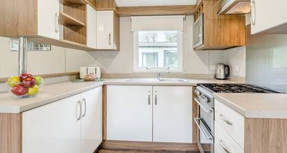 Gold Premium Caravan with parking