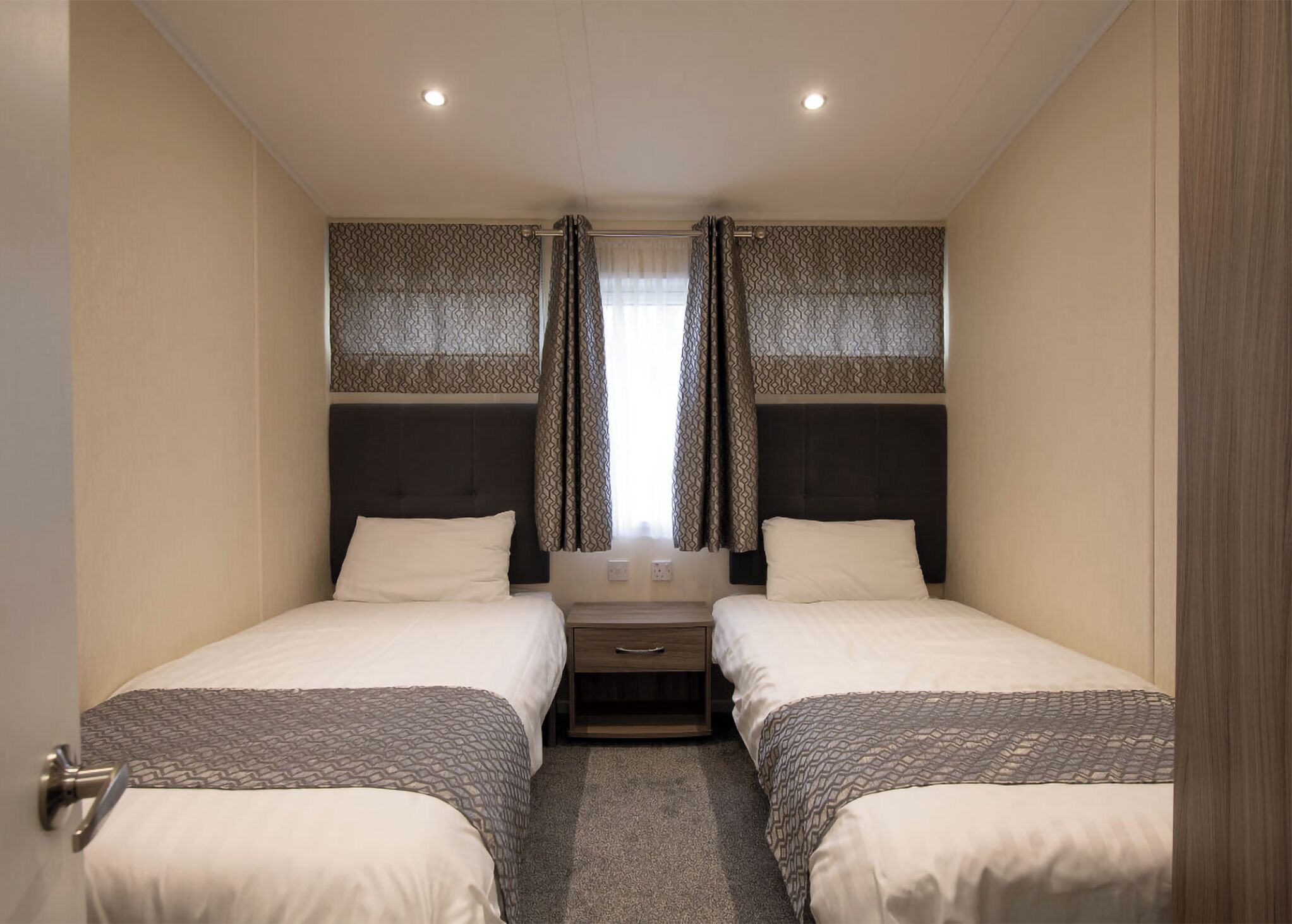 4 bedrooms