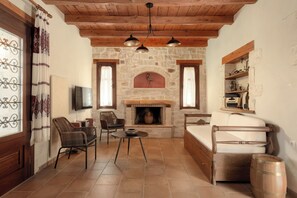 Smart TV - Asterion by Forest Villas (Rethymno)
