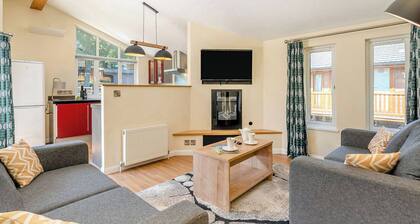 Deluxe 3, Slps 6, parking, ensuite, decking