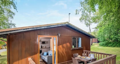 Superior 1, Slps 4, decking