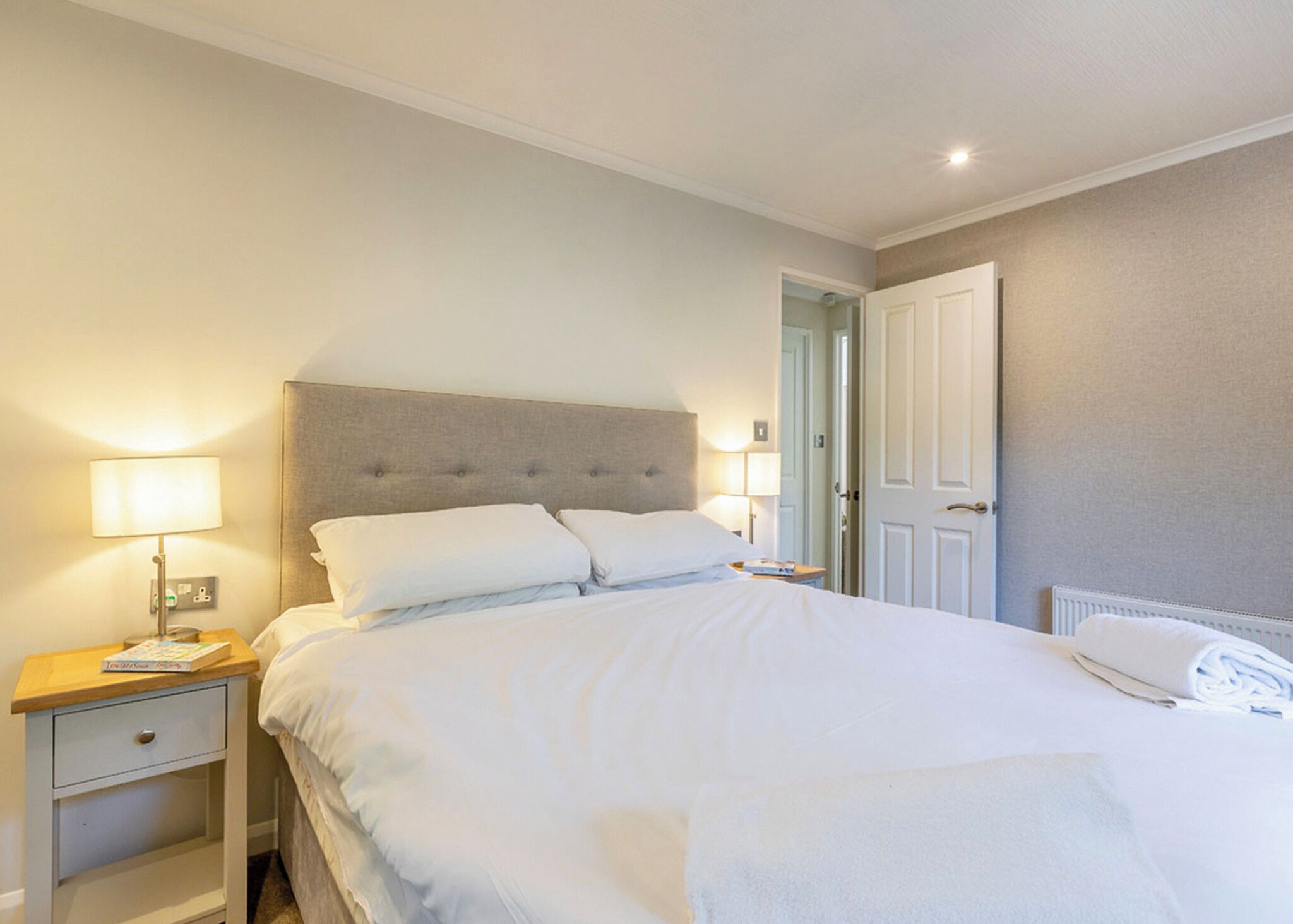 2 bedrooms