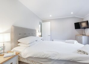3 bedrooms