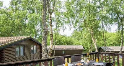 Superior 3, Slps 8, parking, decking, lake view