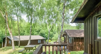 Superior 3, Slps 8, parking, decking, lake view