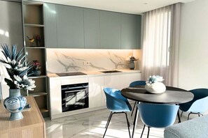 Fridge, dishwasher - P078 - Porto Recanati, new two-room apartment with sea view (Porto Recanati)