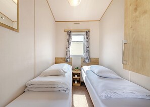 Room - Bronze 3 Bedroom Caravan, Sleeps 8 (Clacton-on-Sea)