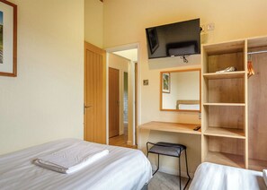 3 bedrooms - Deluxe Lodge with parking & ensuite (Shanklin)