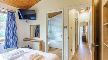3 bedrooms