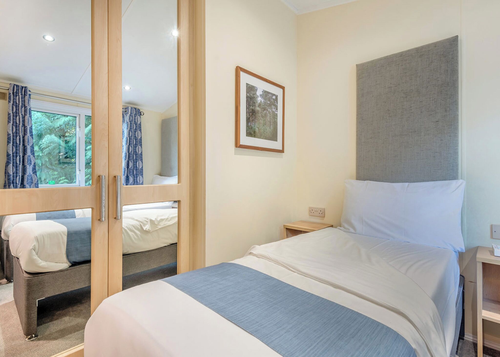 2 bedrooms