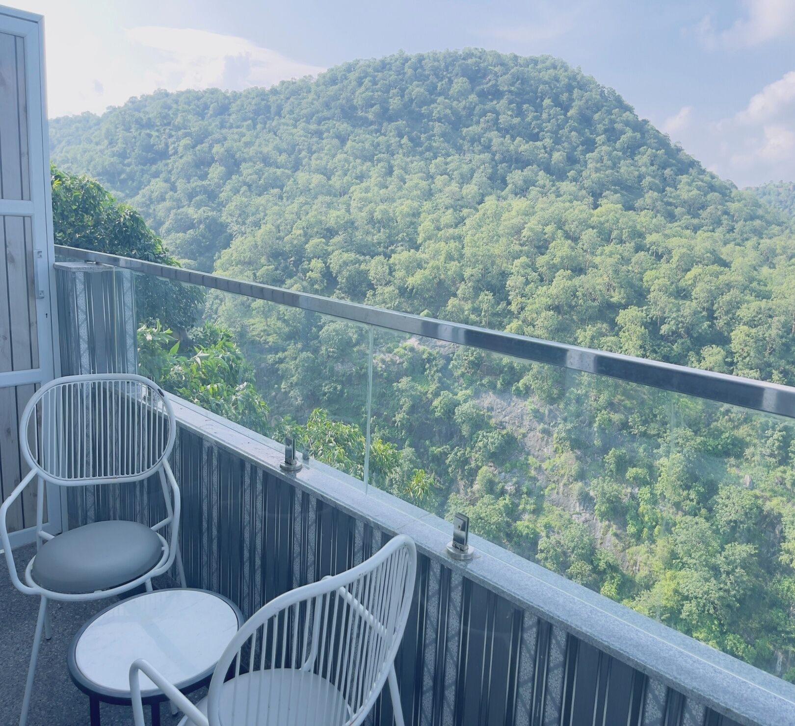 Camera familiare | Vista balcone