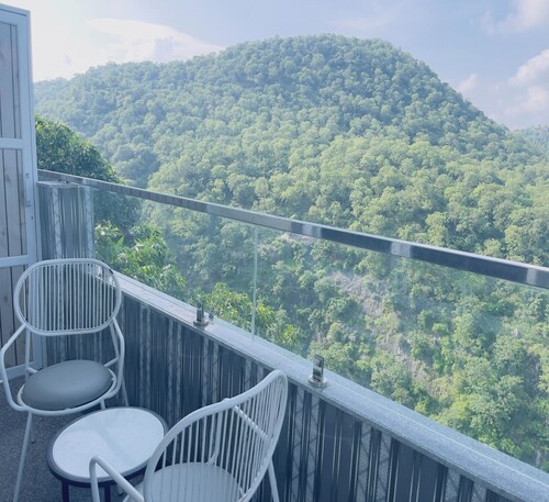 The Aravali Kumbhalgarh