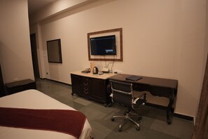 Escritorio y wifi gratis 