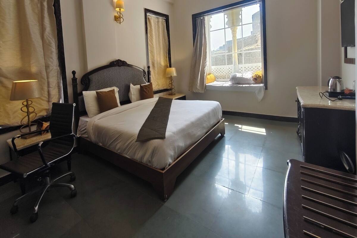 Executive-huone | Työpöytä, ilmainen Wi-Fi