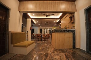 Lobby - The Aravali Kumbhalgarh (Main Road, Kumbhalgarh, Qila Kumbhalgarh)