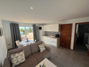 Living area - Ventoso D Apartment with sea view in the nature at 300m altitude 3km from the beach (Santiago del Teide)