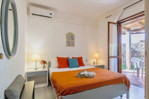 1 chambre, lit parapluie