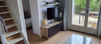 6-person rental in residence with swimming pool