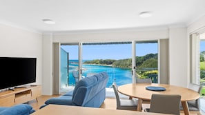 Interior - Sapphire Waters Unit 6 (Narooma)