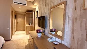 Comfort Room, Balcony, Beach View | In-room safe, iron/ironing board, free WiFi