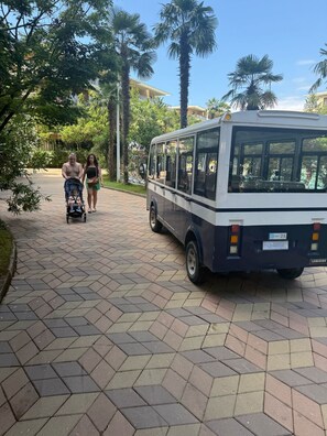 Comfort Room, Balcony, Beach View | Property grounds - DREAMLAND OASIS (Kobuleti)