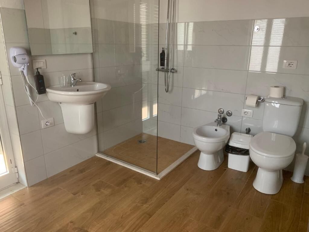 Chambre Triple Supérieure | Salle de bain