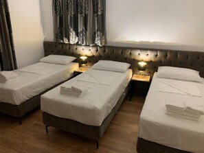 Classic Triple Room, Balcony - Vintage  (Juban)