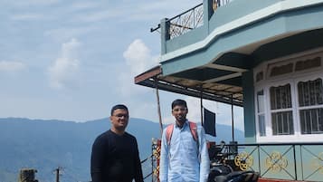 Standard Apartment, Hill View | Exterior detail