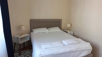 Suite Deluxe | Una scrivania, postazione laptop, Wi-Fi gratuito