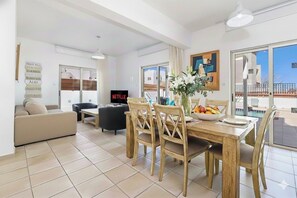 Dining - 4 bedroom villa by Fig tree bay beach (Protaras)