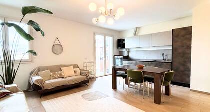 CN031 - Cesenatico, new two-room apartment with terrace and garage
