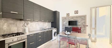 Micro-ondas, fogão, cooktop