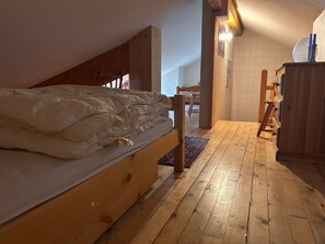 3 habitaciones, tabla de planchar con plancha y wifi gratis 
