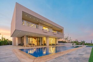 50-inch Smart TV with satellite channels - Golfside Villas (Marrakech)