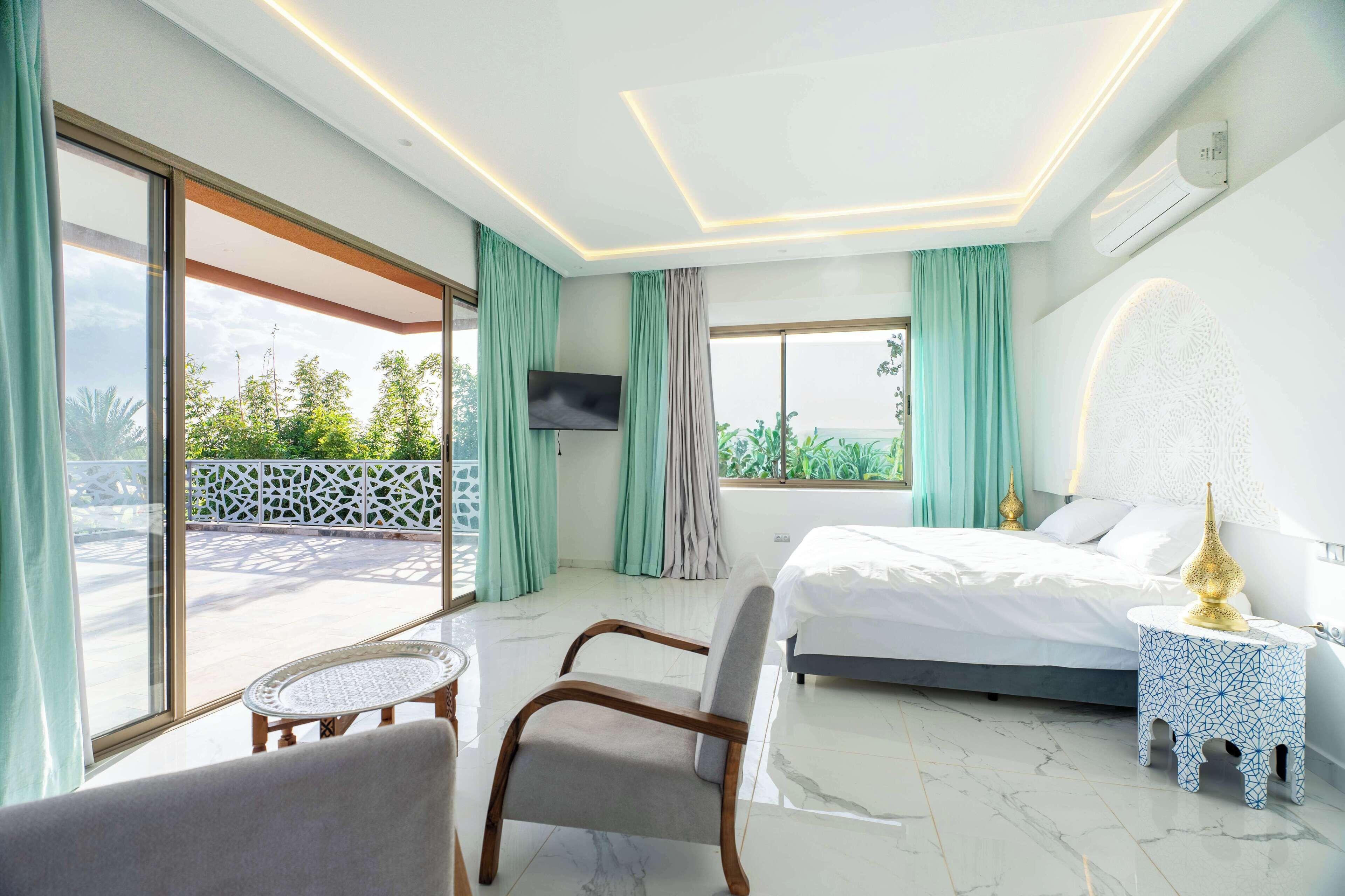 Comfort Villa, Balcony, Garden View | Premium bedding, in-room safe, individually decorated