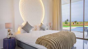 Superior-Villa, Balkon, Gartenblick | Hochwertige Bettwaren, Zimmersafe, individuell dekoriert