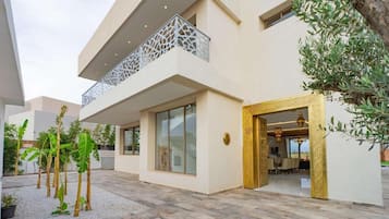 Superior villa, balkon, uitzicht op tuin | Exterieur