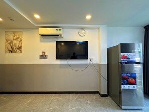 Interior - Came House - Near Bui Vien street (Ben Thanh)