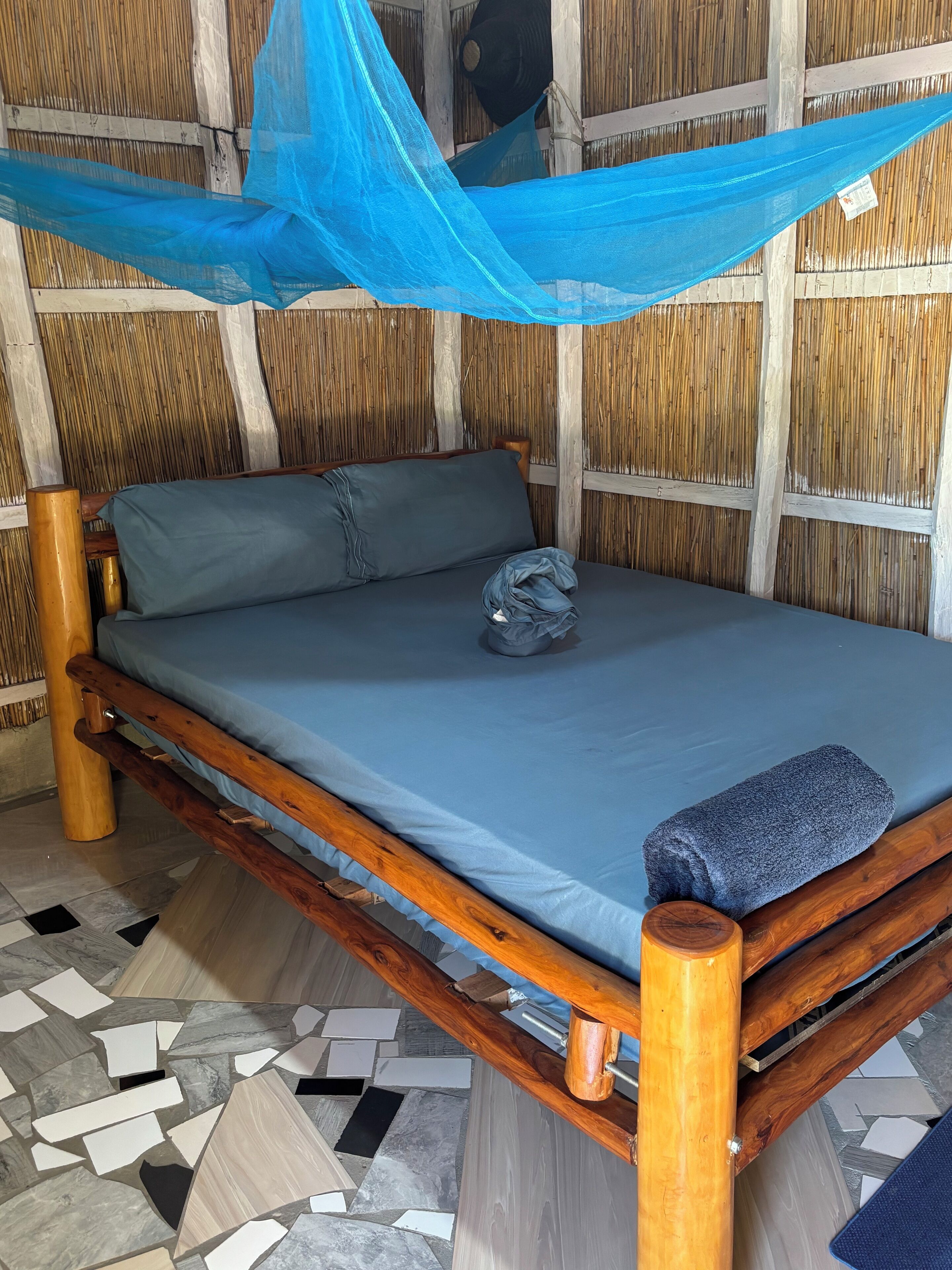 Cabane | Minibar, draps fournis