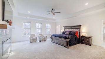 5 bedrooms, iron/ironing board, WiFi, bed sheets